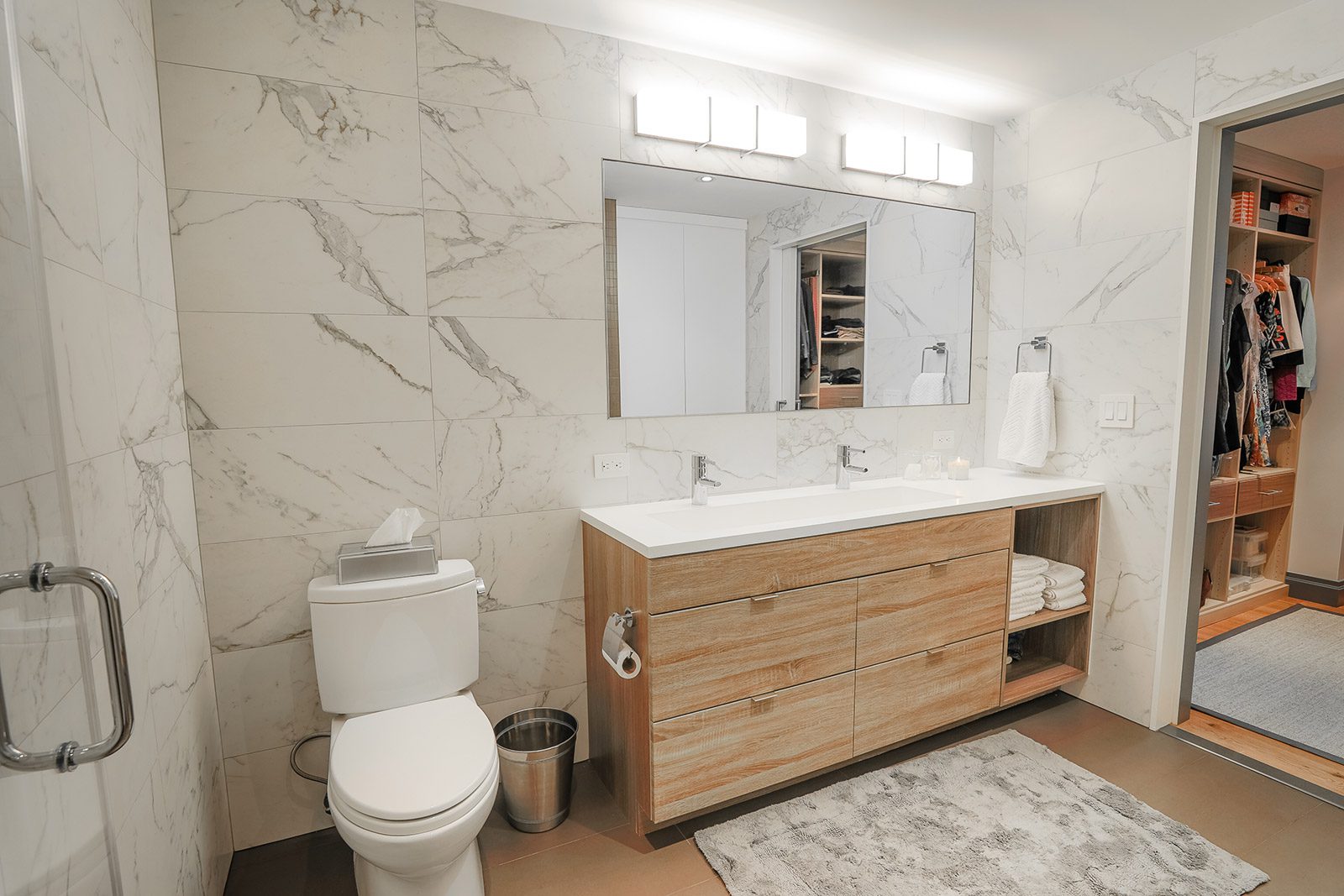Marble Design Master Bathroom